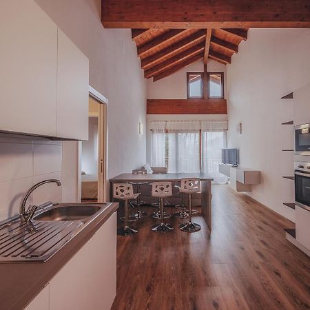 Ferienwohnung Residenza Finestra Sul Parco Comano Terme Exterior foto