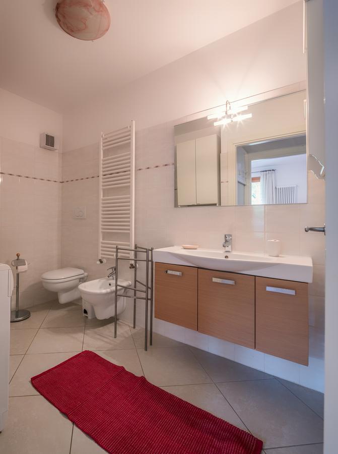 Ferienwohnung Residenza Finestra Sul Parco Comano Terme Exterior foto