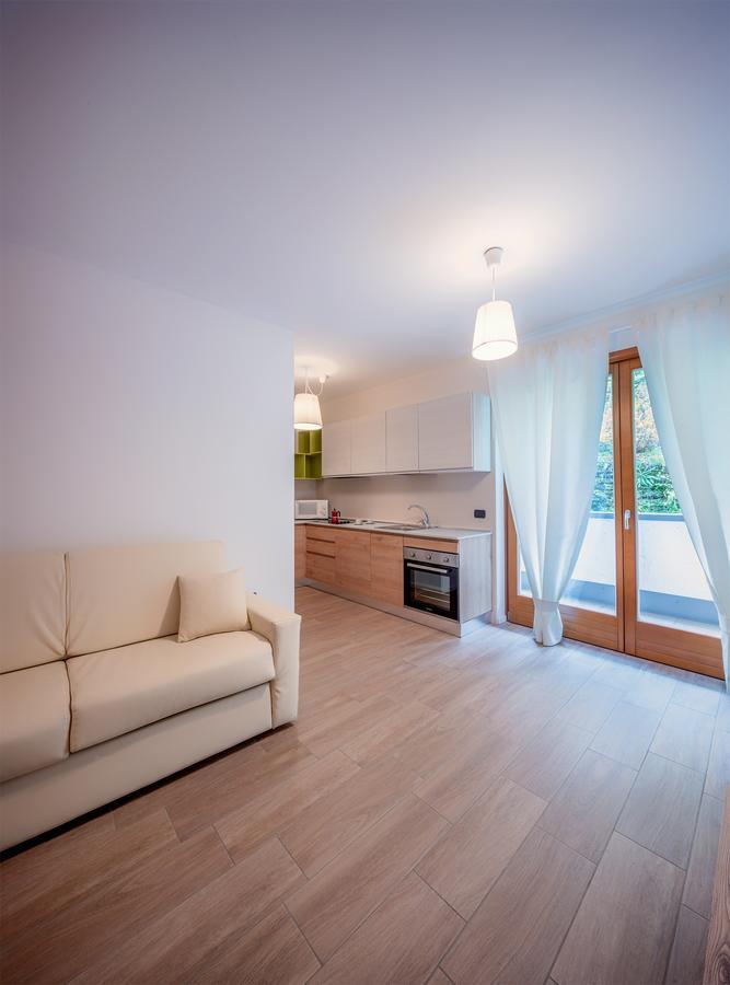 Ferienwohnung Residenza Finestra Sul Parco Comano Terme Exterior foto